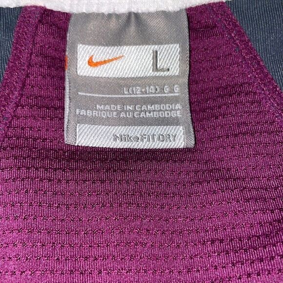 Nike Women’s Fit Dry Workout Top - Picture 4 of 5